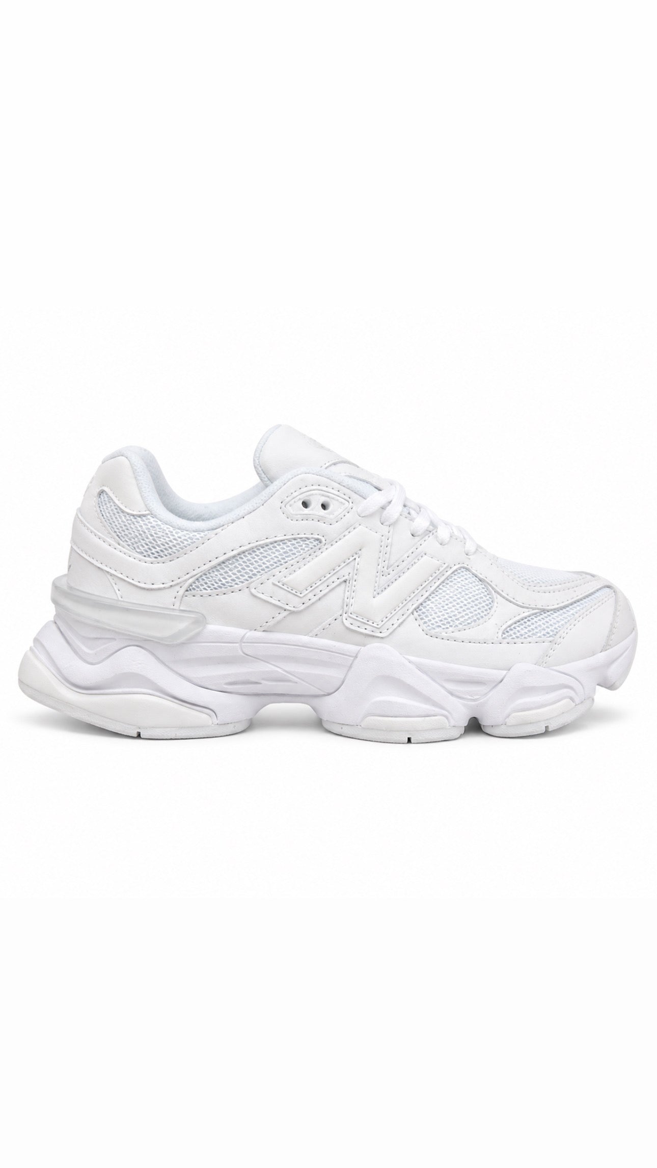 NE 9060 Dynamic Sneakers