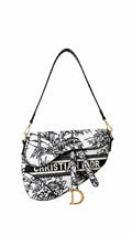D Saddle Motion Wrap Bag